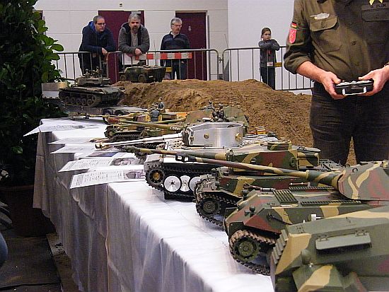Modelle 1:16