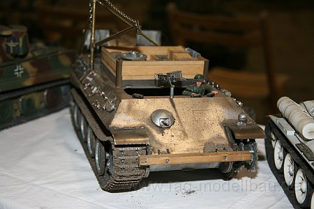 Bergepanther 1:16